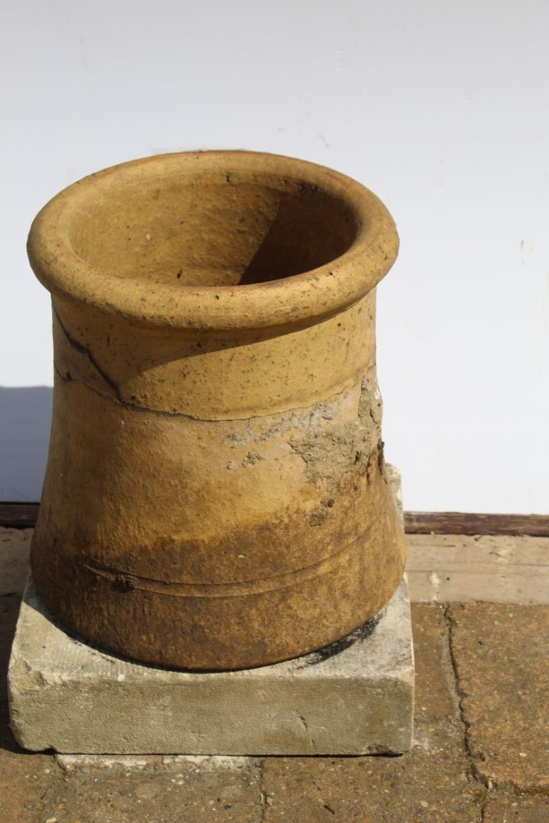 Small chimney pot - Image 4