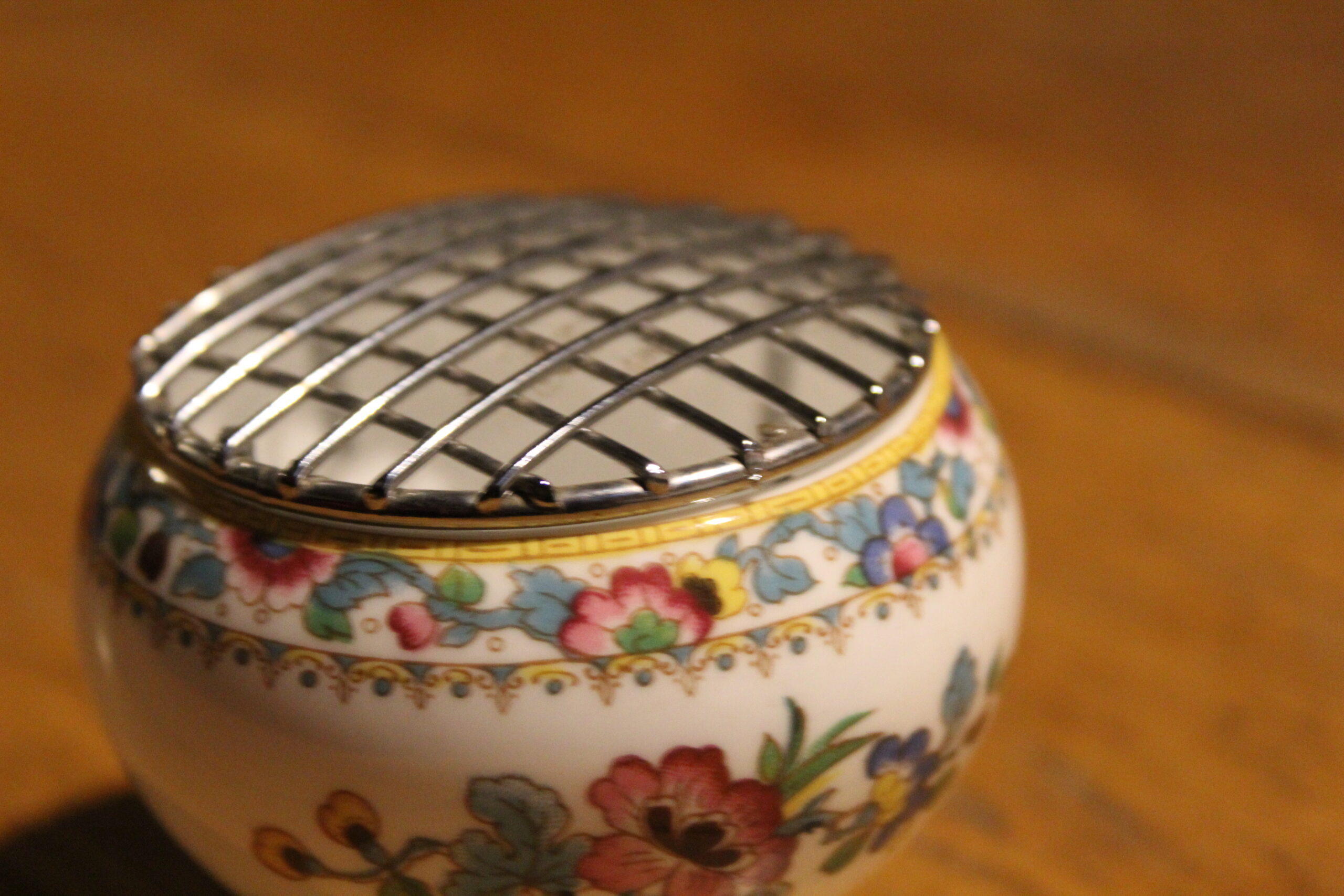 Coal port- Fine bone China paradise flower posy bowl - Image 4