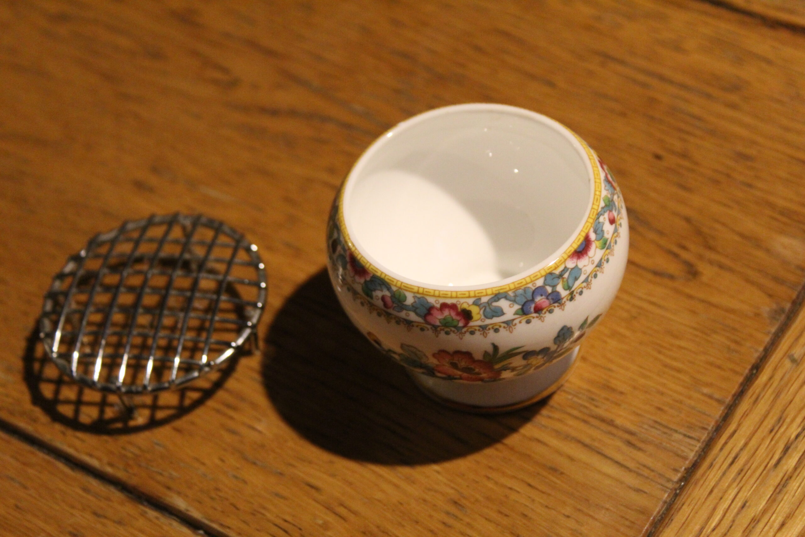 Coal port- Fine bone China paradise flower posy bowl - Image 5